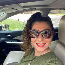 Single Iranian woman in Houston, TX, United States