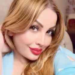 Single Iranian woman in Toronto, ON, Canada