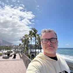 Single Iranian man in Stockholm, Sverige, Sweden