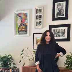 Single Iranian woman in Los Angeles, CA, United States