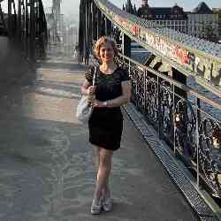 Single Iranian woman in Nürnberg, Deutschland, Germany