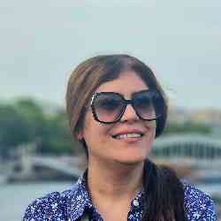 Single Iranian woman in Frankfurt am Main, Germany, Germany