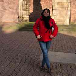 Single Iranian woman in Baku, Azerbaijan, Azerbaijan