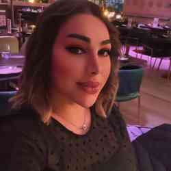 Single Iranian woman in Toronto, ON, Canada