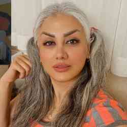 Single Iranian woman in Esfahan, Isfahan Province, Iran