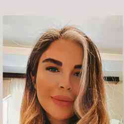 Single Iranian woman in Tehran, Tehran Province, Iran