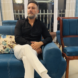 Single Iranian man in Dubai, United Arab Emirates, United Arab Emirates