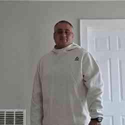 Single Iranian man in Henderson, North Carolina, United States