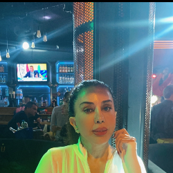 Single Iranian woman in Tehran, Tehran Province, Iran