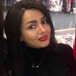 Single Iranian woman in Isfahan, Isfahan Province, Iran