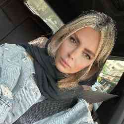 Single Iranian woman in Shiraz, Fars Province, Iran