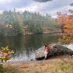 Single Iranian woman in Toronto, ON, Canada