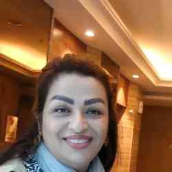 Single Iranian woman in Singapore, Singapore, Singapore