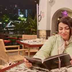 Single Iranian woman in Nongsa, Riau Islands, Indonesia