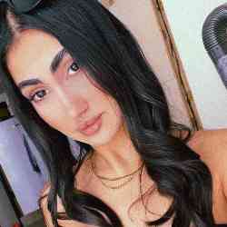 Single Iranian woman in Mashhad, Razavi Khorasan Province, Iran