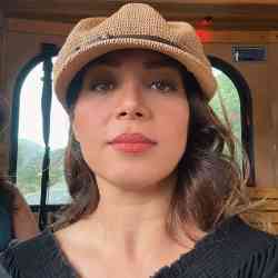 Single Iranian woman in Irvine, CA, United States