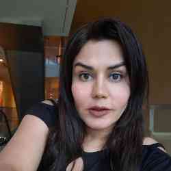 Single Iranian woman in Tehran, Tehran Province, Iran