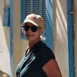 Single Iranian woman in Frankfurt am Main, Deutschland, Germany