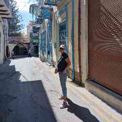 Single Iranian woman in Frankfurt am Main, Deutschland, Germany