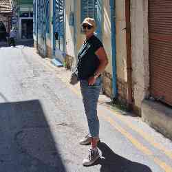 Single Iranian woman in Frankfurt am Main, Deutschland, Germany