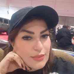 Single Iranian woman in Shiraz, Fars Province, Iran