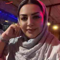 Single Iranian woman in Isfahan, Isfahan Province, Iran