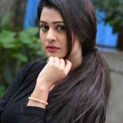 Single Iranian woman in Sugar Land, TX, United States