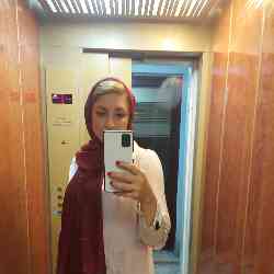 Single Iranian woman in Tehran, Tehran Province, Iran