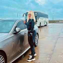 Single Iranian woman in Tehran, Tehran Province, Iran