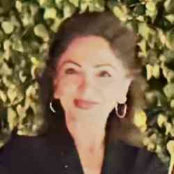 Single Iranian woman in San Diego, CA, United States