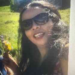 Single Iranian woman in Manchester, UK, United Kingdom