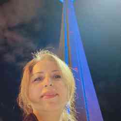 Single Iranian woman in Berlin, Deutschland, Germany