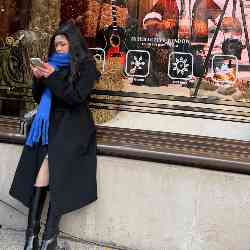 Single Iranian woman in London, UK, United Kingdom