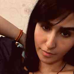 Single Iranian woman in Tehran, Tehran Province, Iran