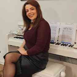 Single Iranian woman in Berlin, Germany, Germany