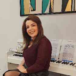 Single Iranian woman in Berlin, Germany, Germany