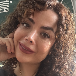 Single Iranian woman in Berlin, Germany, Germany