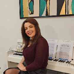 Single Iranian woman in Berlin, Germany, Germany