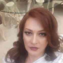 Single Iranian woman in Shemiran, Tehran Province, Iran