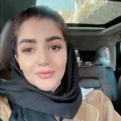 Single Iranian woman in Esfahan, Isfahan Province, Iran