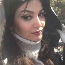 Single Iranian woman in Sari, Mazandaran Province, Iran