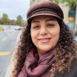 Single Iranian woman in Luzern, Switzerland, Switzerland