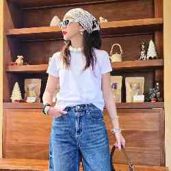 Single Iranian woman in Seattle, WA, United States