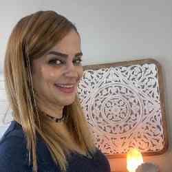 Single Iranian woman in South Houston, TX, United States