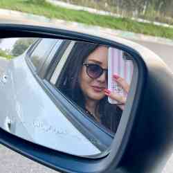 Single Iranian woman in Kish, Hormozgan Province, Iran