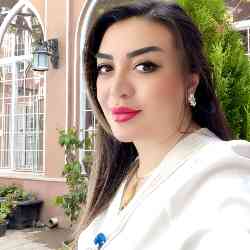 Single Iranian woman in Mashhad, Razavi Khorasan Province, Iran