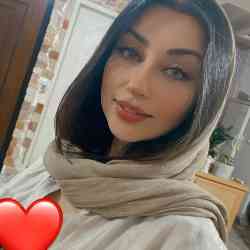 Single Iranian woman in Shemiran, Tehran Province, Iran