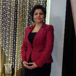 Single Iranian woman in Toronto, ON, Canada