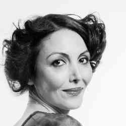 Single Iranian woman in Portsmouth, UK, United Kingdom