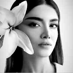 Single Iranian woman in Shiraz, استان فارس, Iran